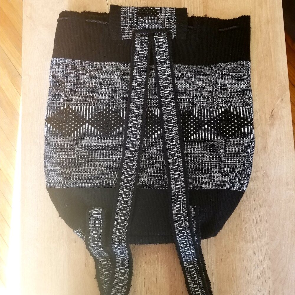 Woven Hippie Backpack with Zipper Pocket - Picture 5 of 6